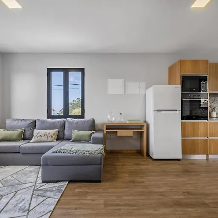 Salsa Ii By Madeira Sun Travel 度假居 *